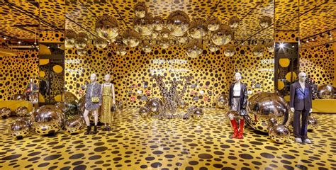 yayoi kusama collaboration with louis vuitton|louis vuitton kusama collection.